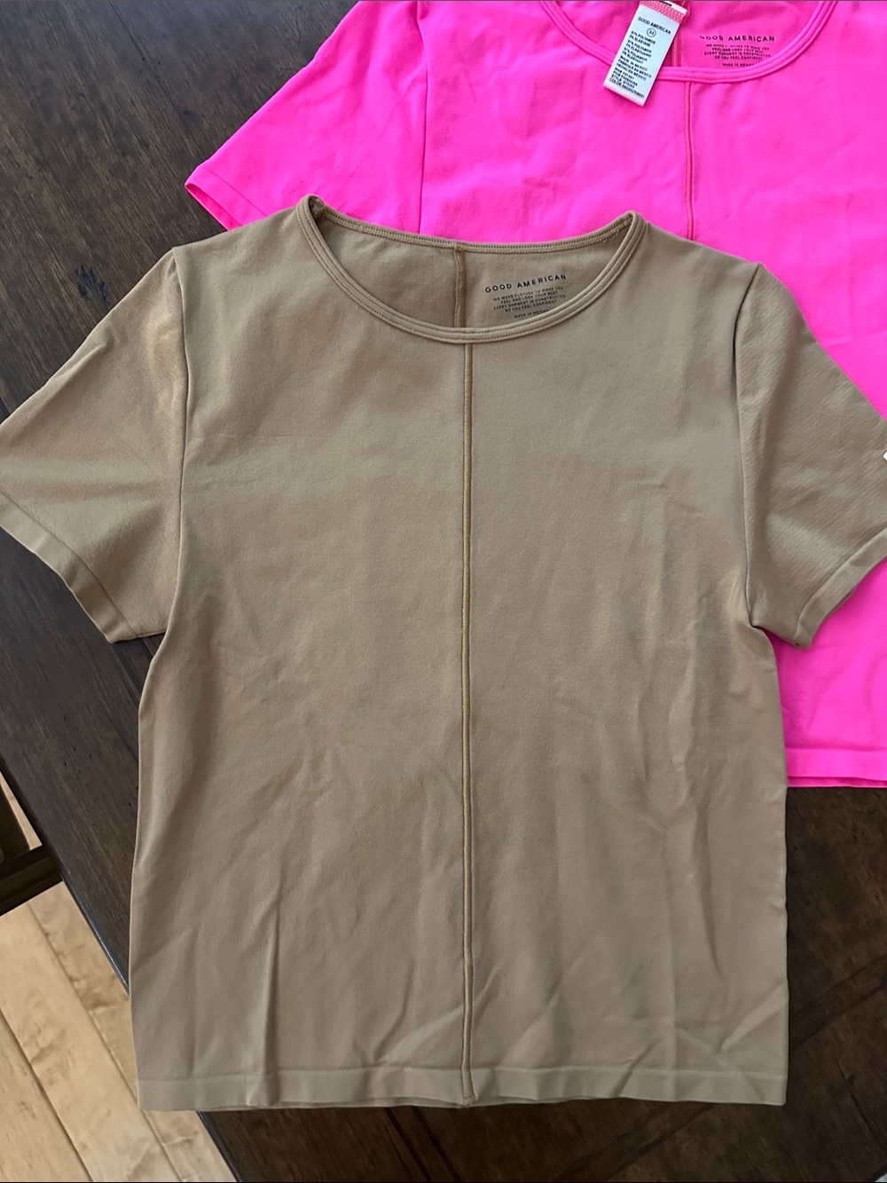 Good American Short Sleeve cropped tank top maximum stretch